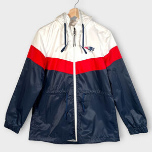 New England Patriots G-III NFL Team Stadium Jacket Woman's LARGE Lightweight NWT